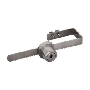 Plate cylinder lock with ratchet for wooden doors
