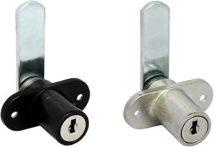 Double flange plate cylinder camlock