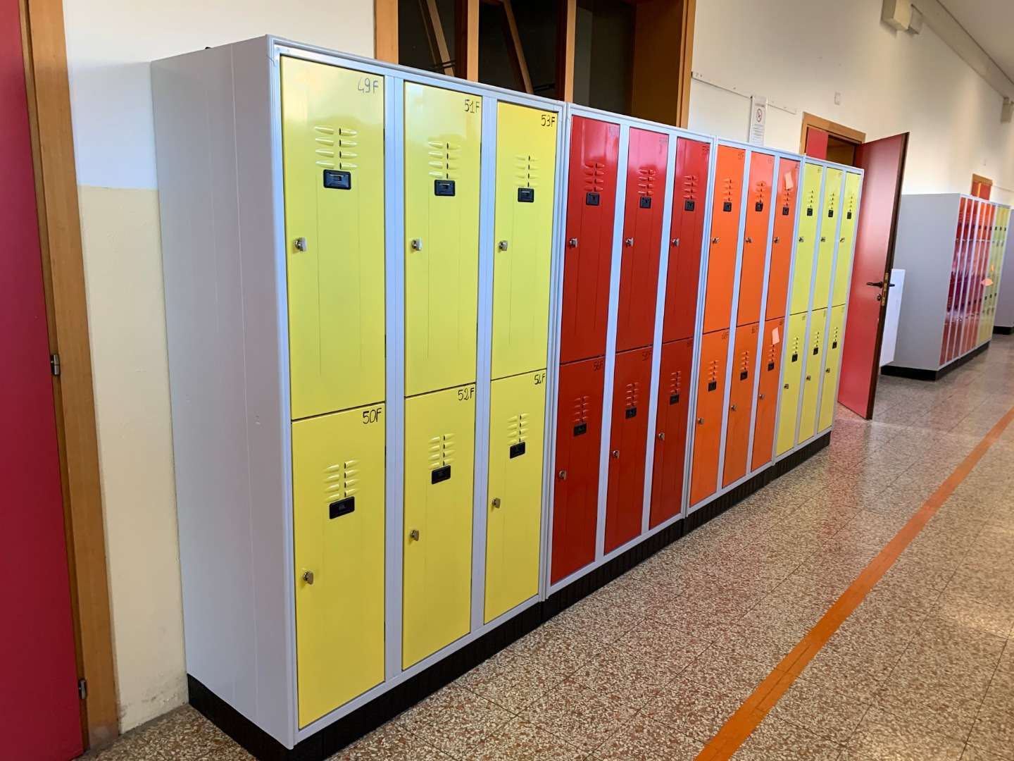 Meglio di chiavi e lucchetti: la serratura elettronica è più versatile, sicura e pratica Meglio di chiavi e lucchetti: la serratura elettronica è più versatile, sicura e pratica